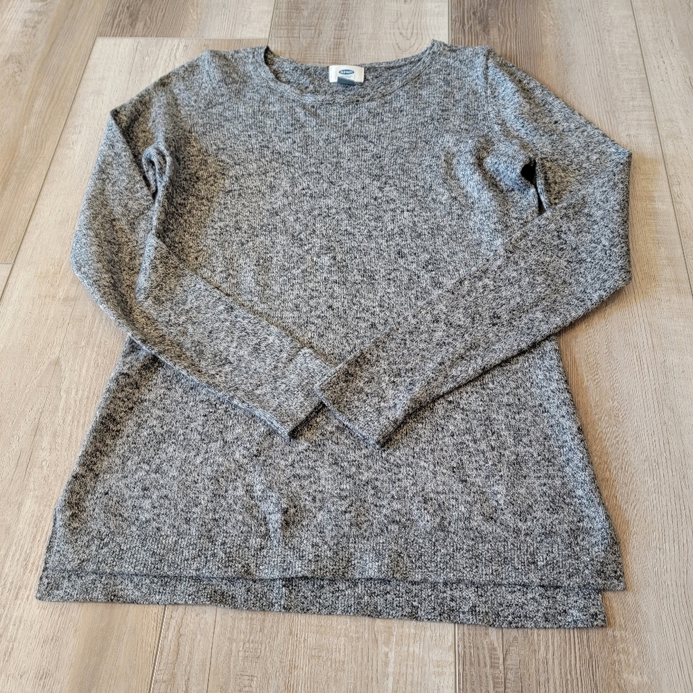 Old Navy Crewneck Sweater